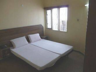 Hotel Shri Vignesh, Theni 1